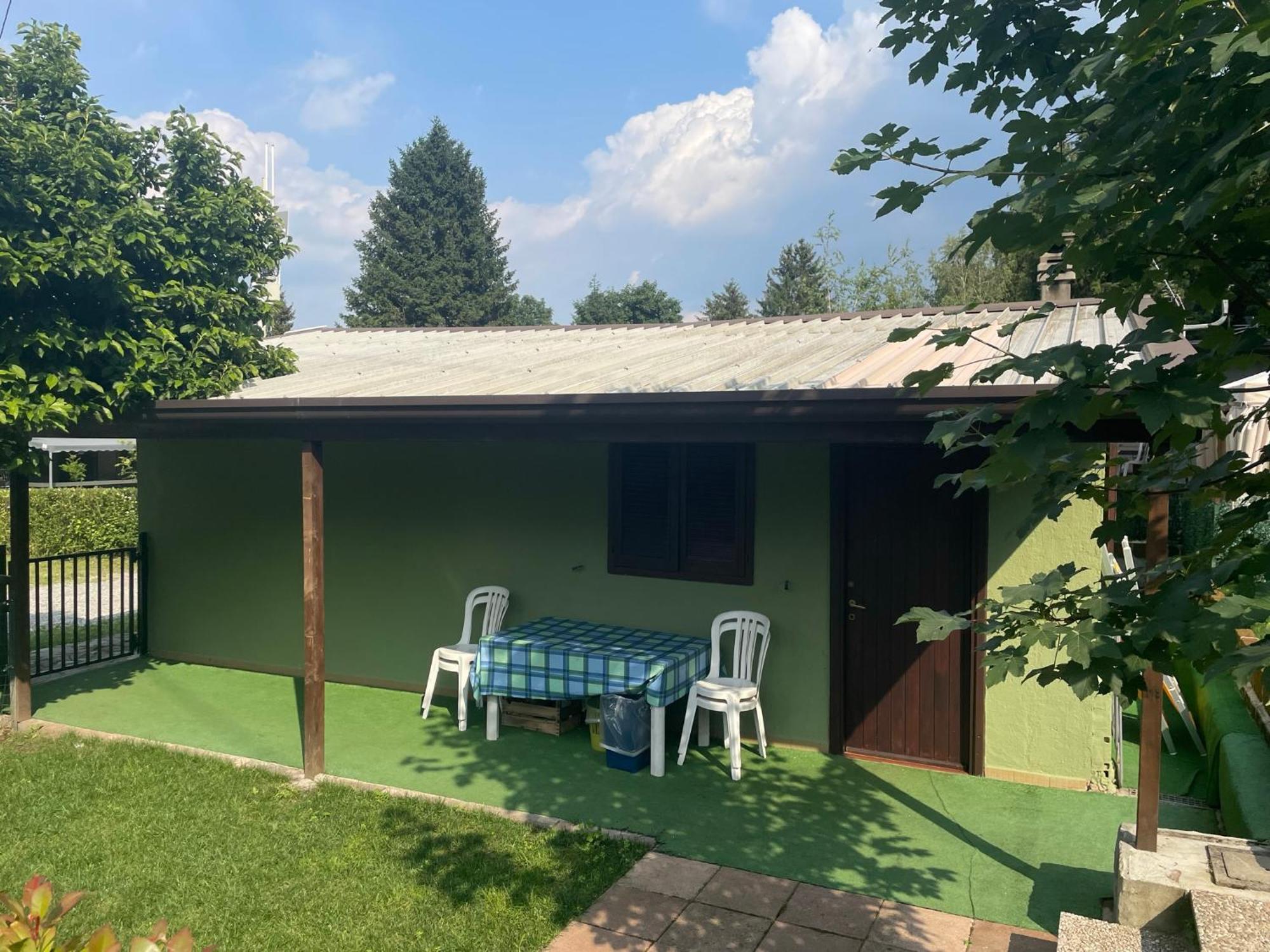Camping Montorfano Exterior photo